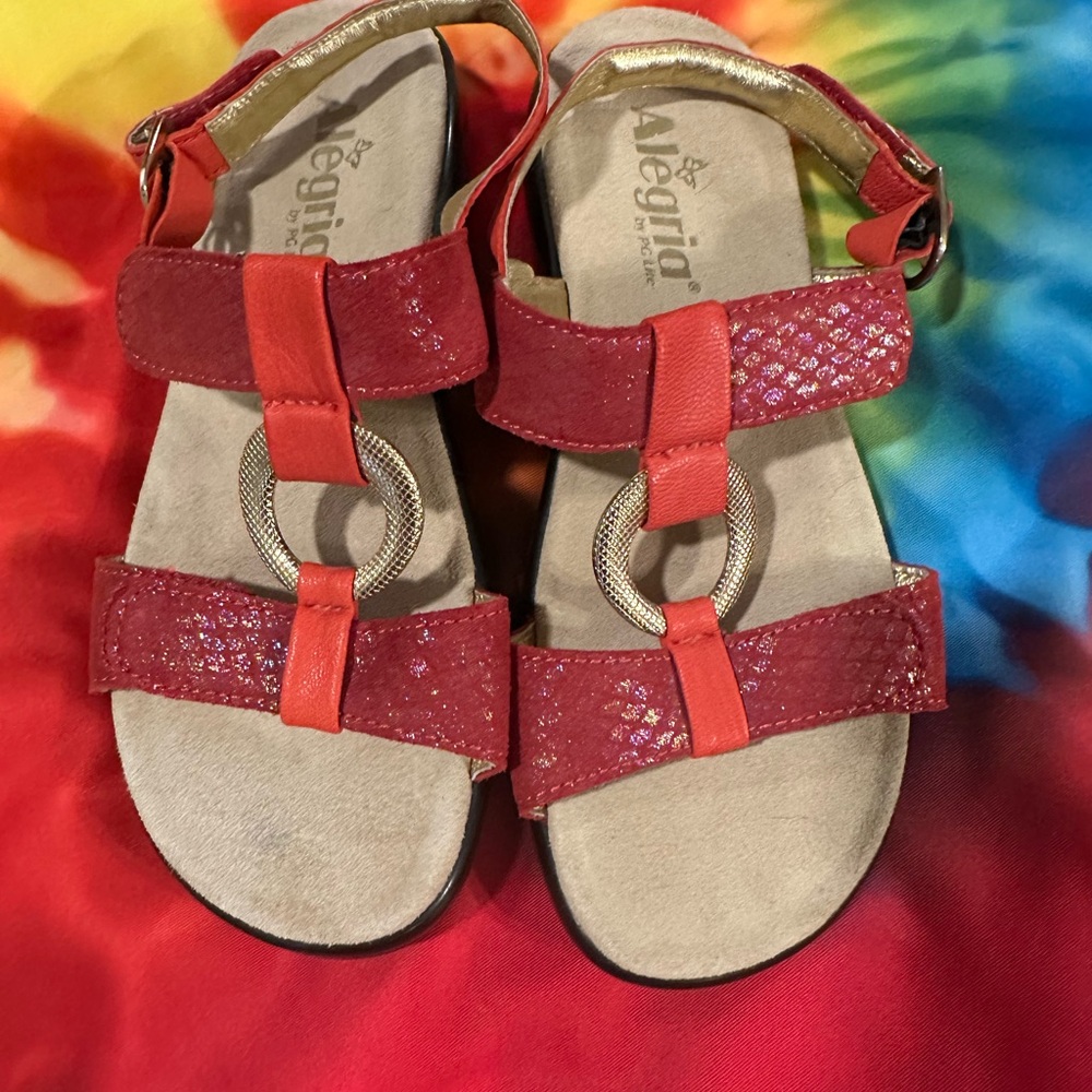 NEW Alegria Red & Coral T-Strap Ring Sandals Size 37 USA SIZE 6.5-7